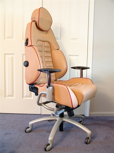 Illustration for article titled Race Car Chairs Give You Office Pole Position